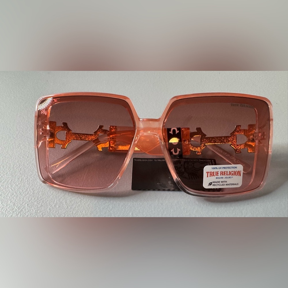True Religion clear Pink Oversized square Sunglasses with gold hardware - Picture 1 of 5